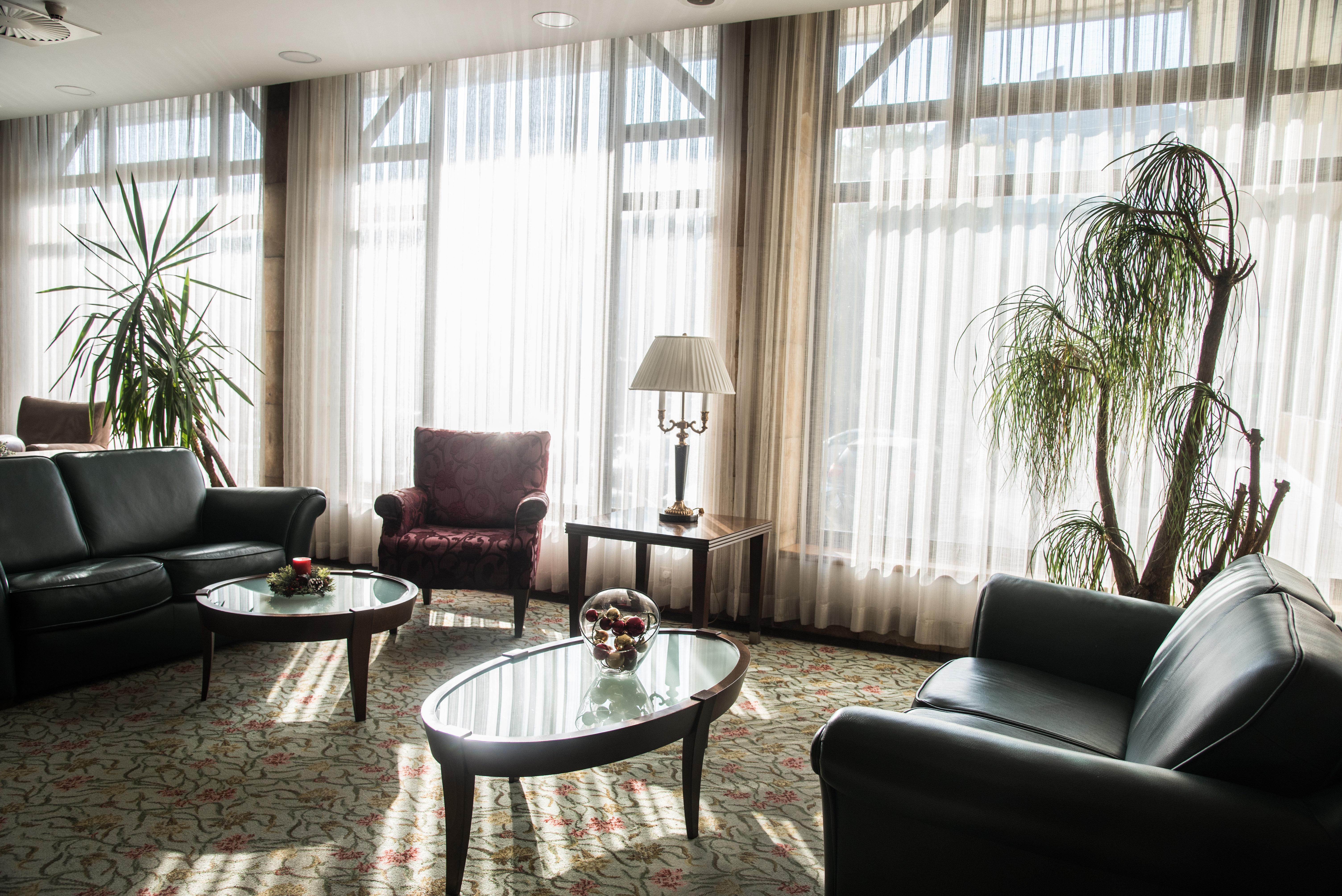 Holiday Inn Skopje By Ihg Exterior photo