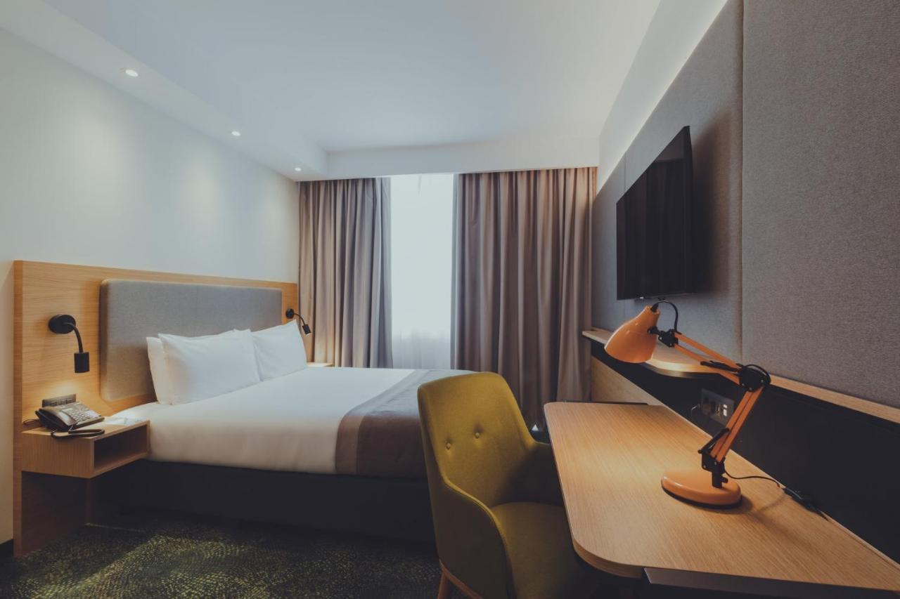 Holiday Inn Skopje By Ihg Exterior photo